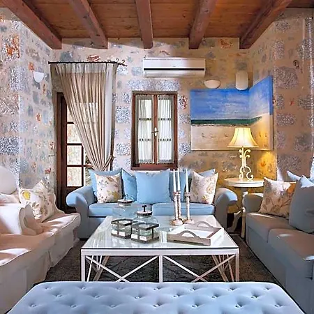Porto Vitilo Boutique Koita